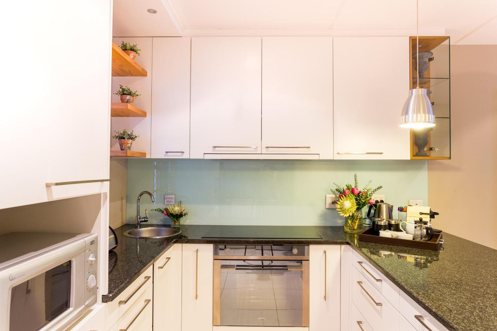 99m² 2 slaapkamer, 2 privé badkamer Appartement in Stellenbosch Central Buitenkant foto