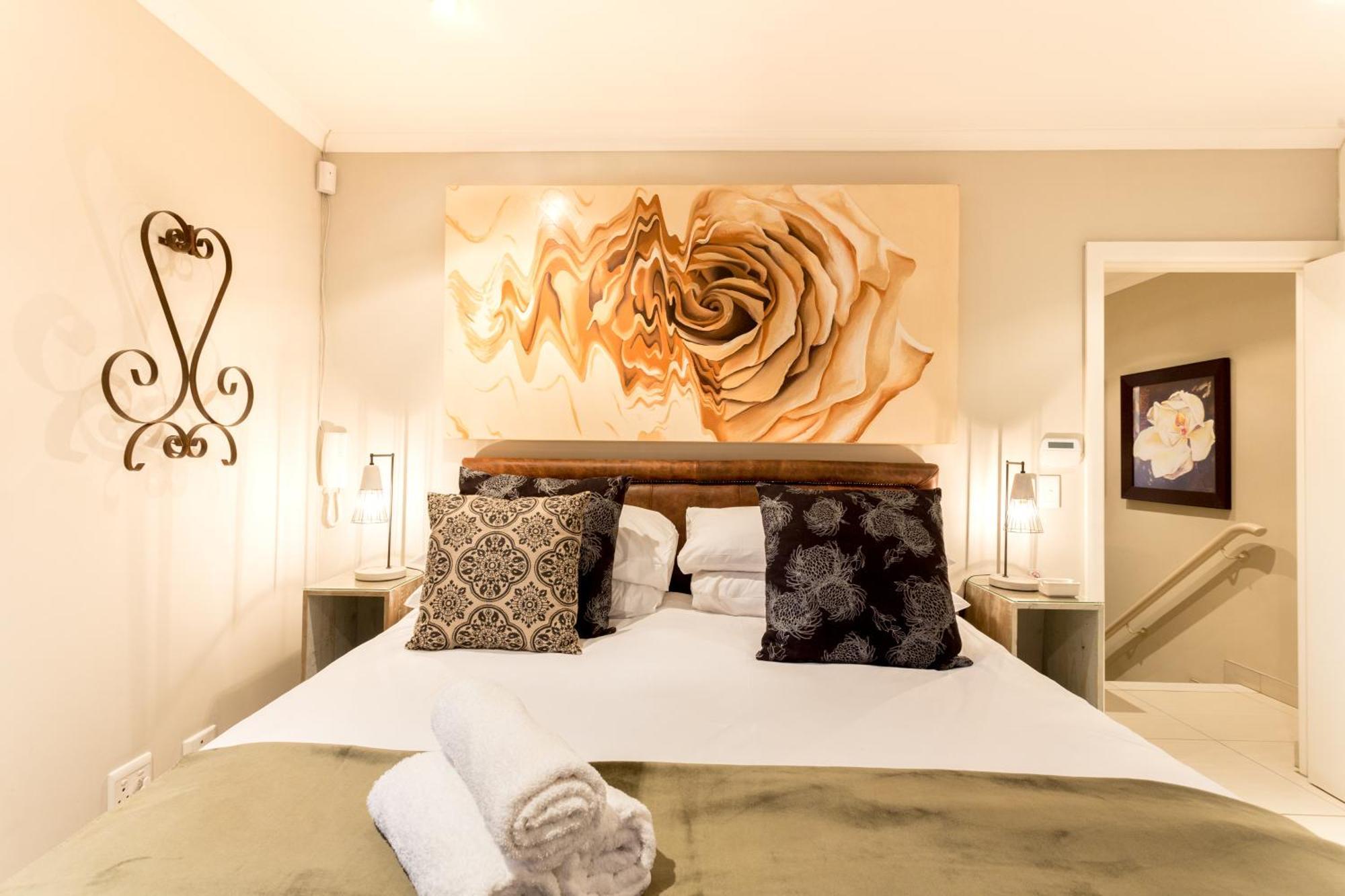 99m² 2 slaapkamer, 2 privé badkamer Appartement in Stellenbosch Central Buitenkant foto