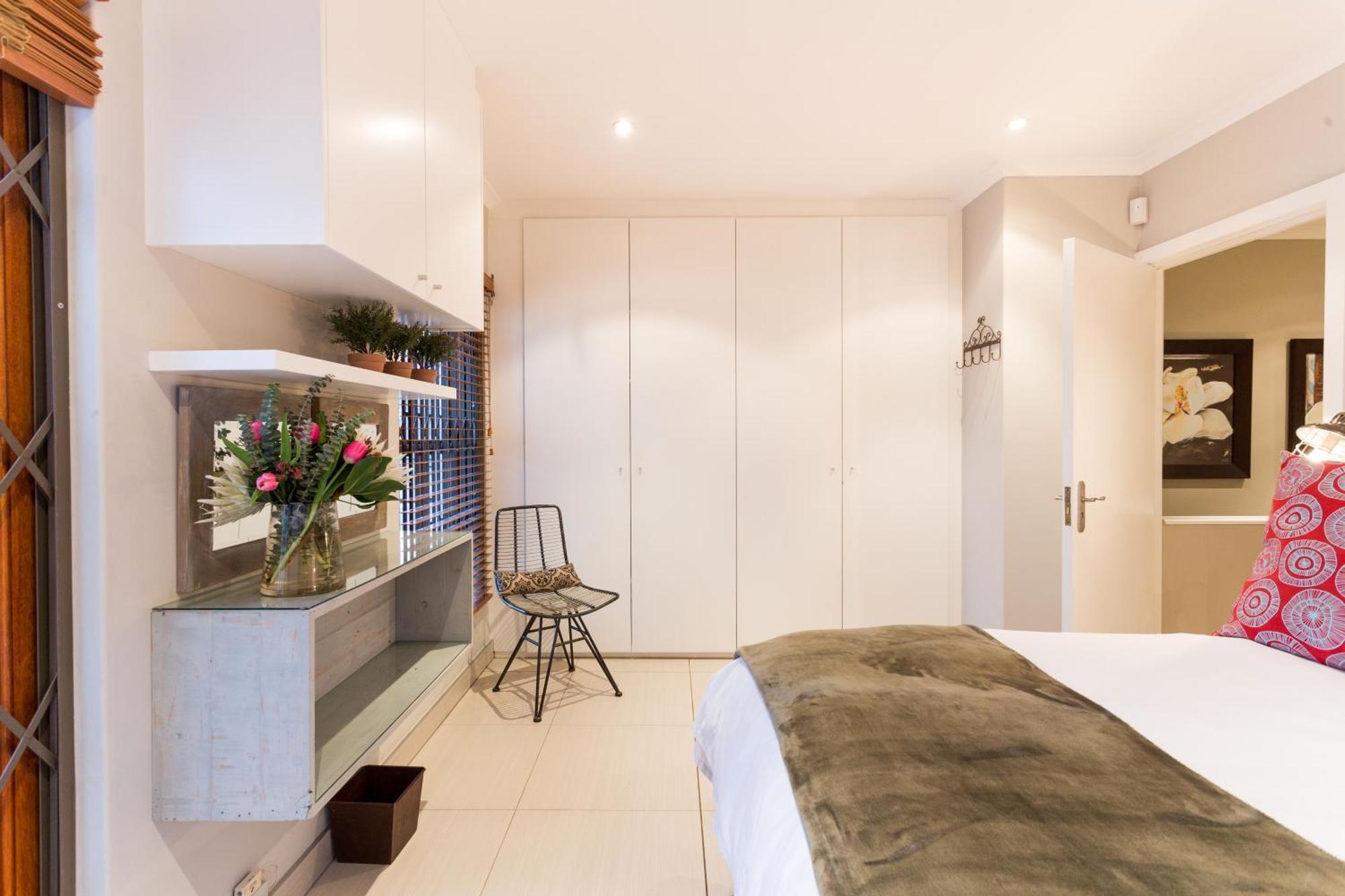 99m² 2 slaapkamer, 2 privé badkamer Appartement in Stellenbosch Central Buitenkant foto