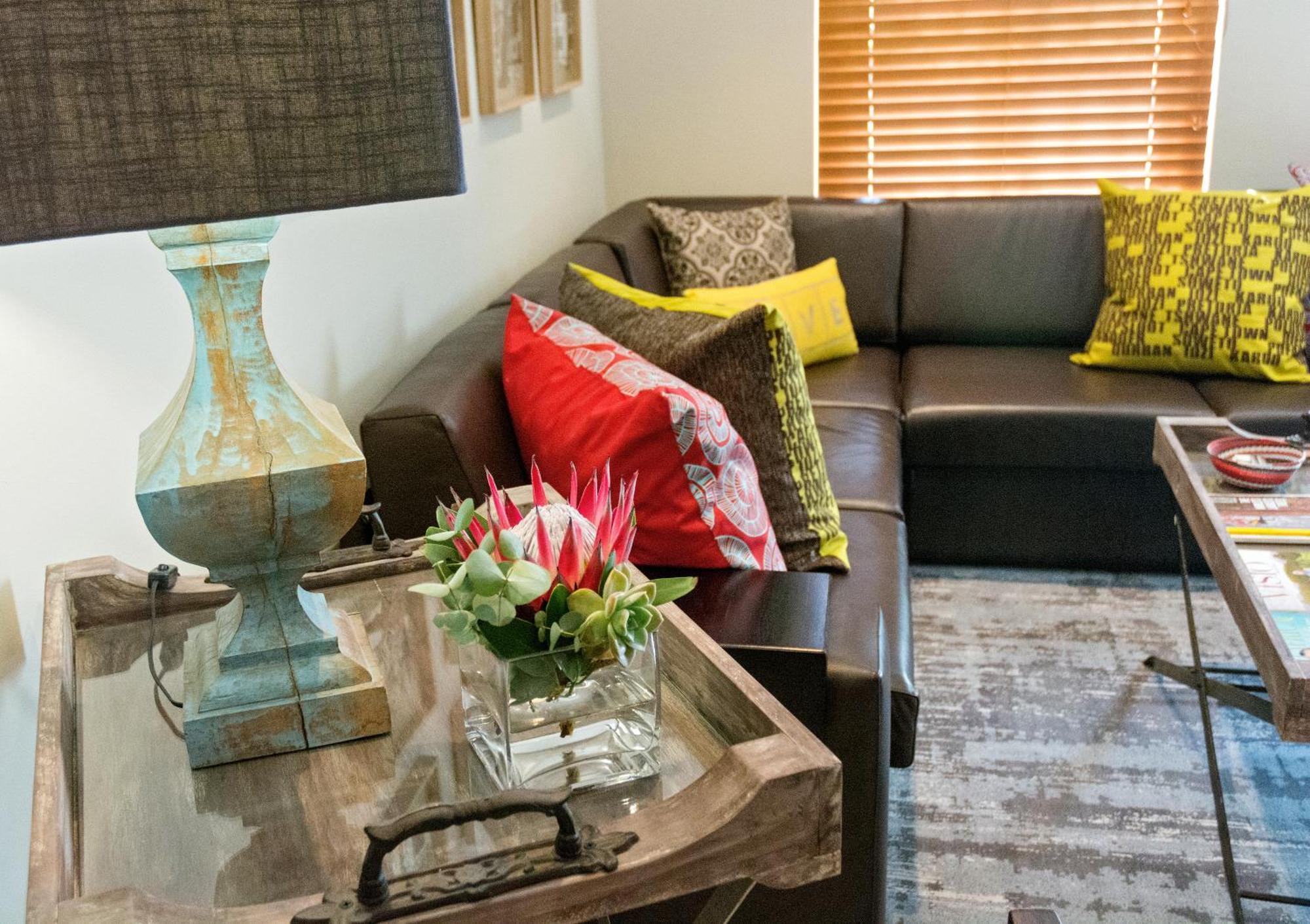 99m² 2 slaapkamer, 2 privé badkamer Appartement in Stellenbosch Central Buitenkant foto
