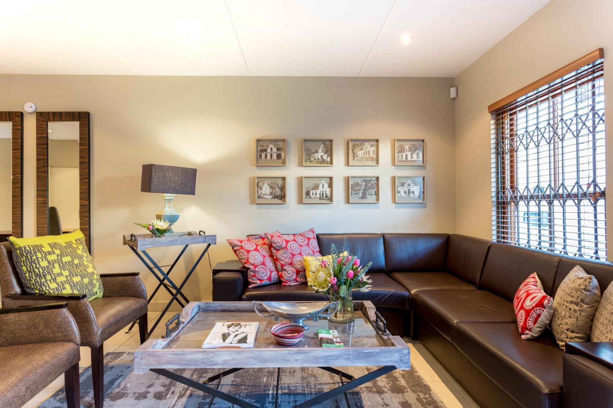 99m² 2 slaapkamer, 2 privé badkamer Appartement in Stellenbosch Central Buitenkant foto