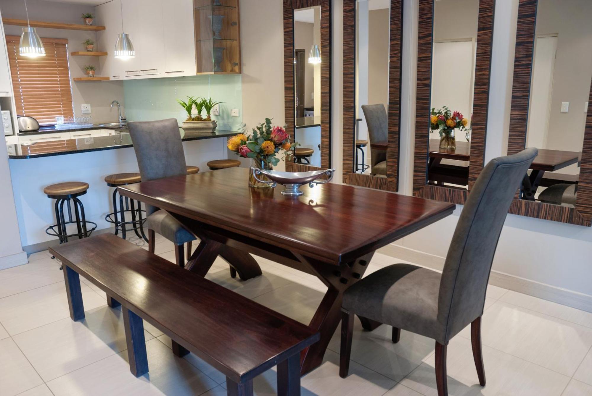 99m² 2 slaapkamer, 2 privé badkamer Appartement in Stellenbosch Central Buitenkant foto