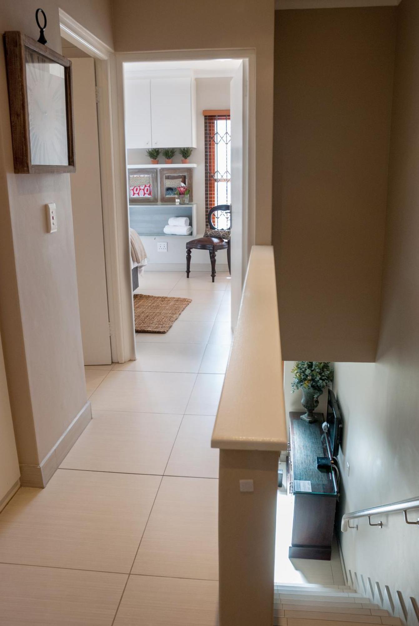 99m² 2 slaapkamer, 2 privé badkamer Appartement in Stellenbosch Central Buitenkant foto