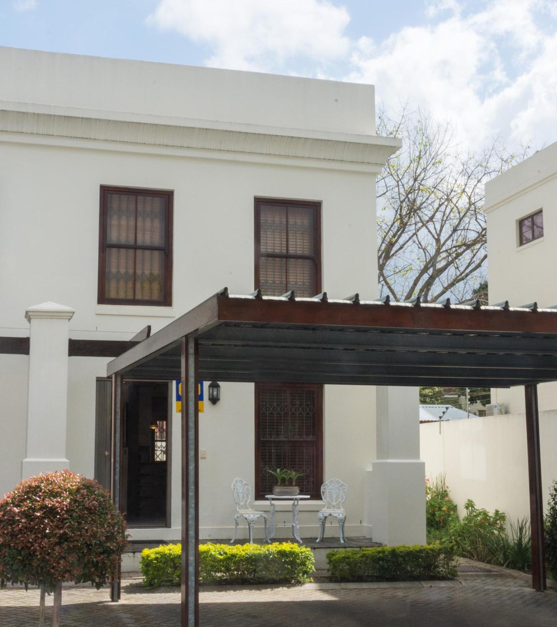 99m² 2 slaapkamer, 2 privé badkamer Appartement in Stellenbosch Central Buitenkant foto